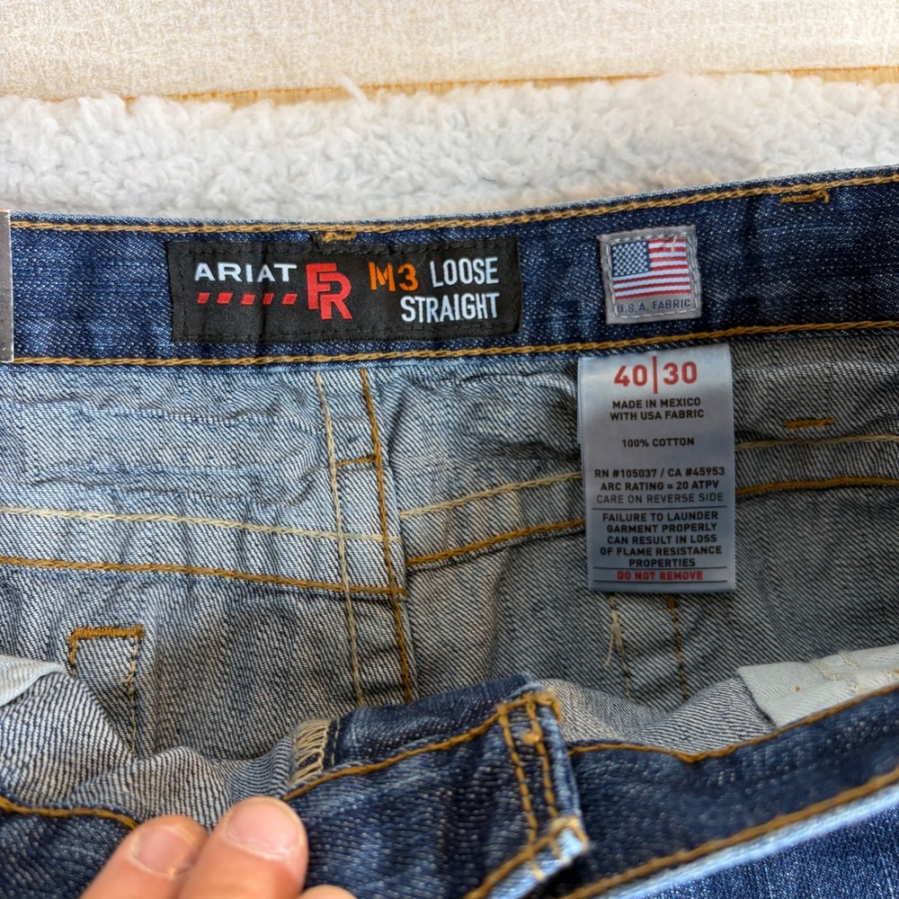 Ariat M3 Loose Straight Leg FR Jeans Mens 40x30 Flame Resistant Denim Work Pants - Picture 4 of 6